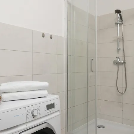 Апартаменты Elegant Studio With Balcony Katowice Bazantow 41D By Heyrent