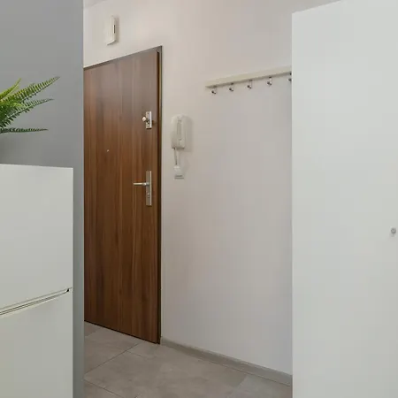 Апартаменты Elegant Studio With Balcony Katowice Bazantow 41D By Heyrent Катовице